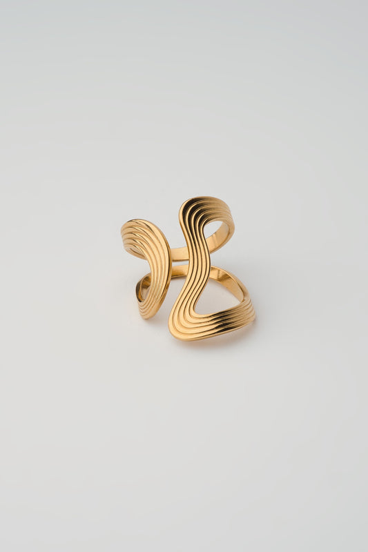 Structured Art Ring