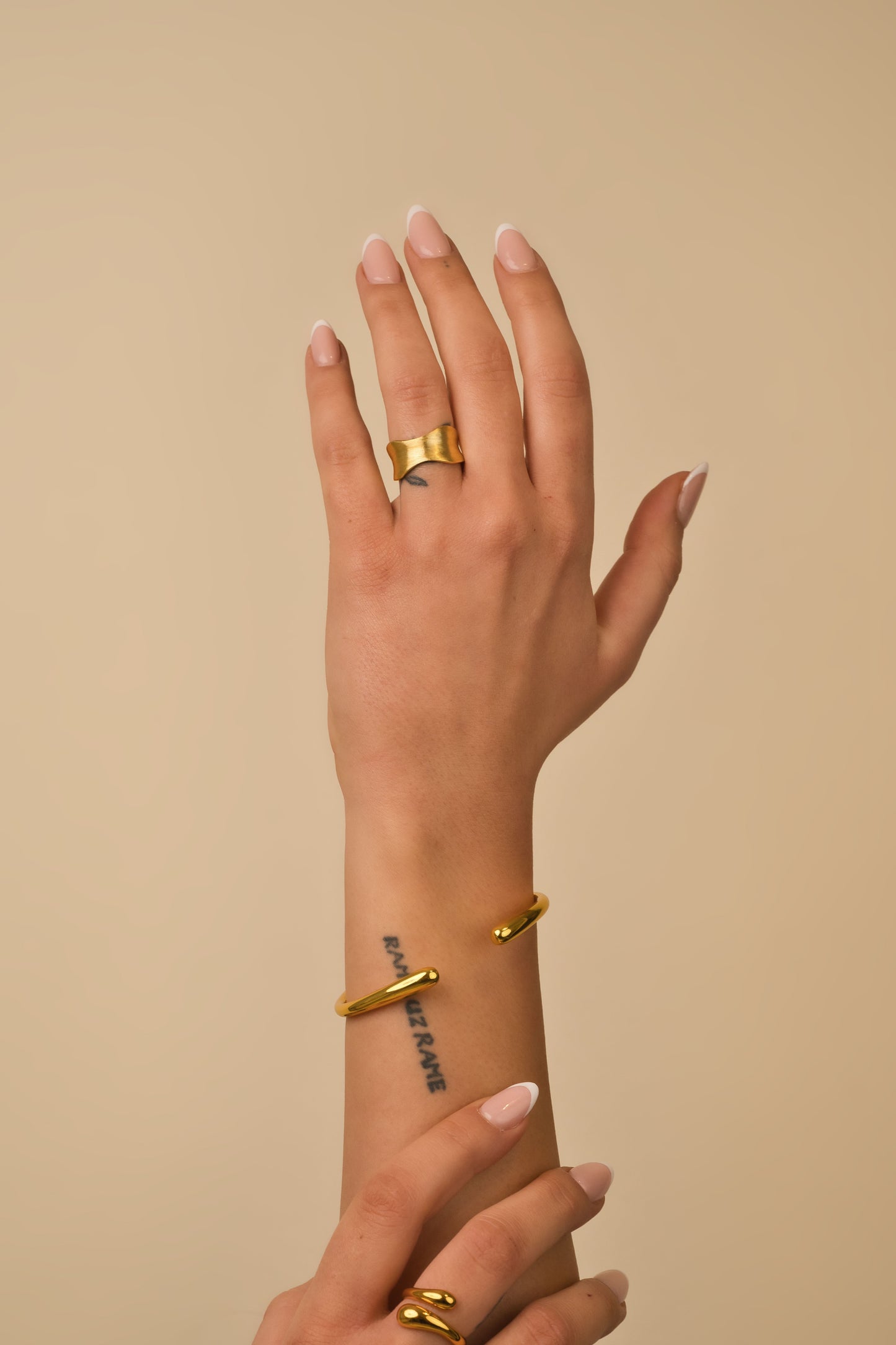 Individual Classy Armreif Gold