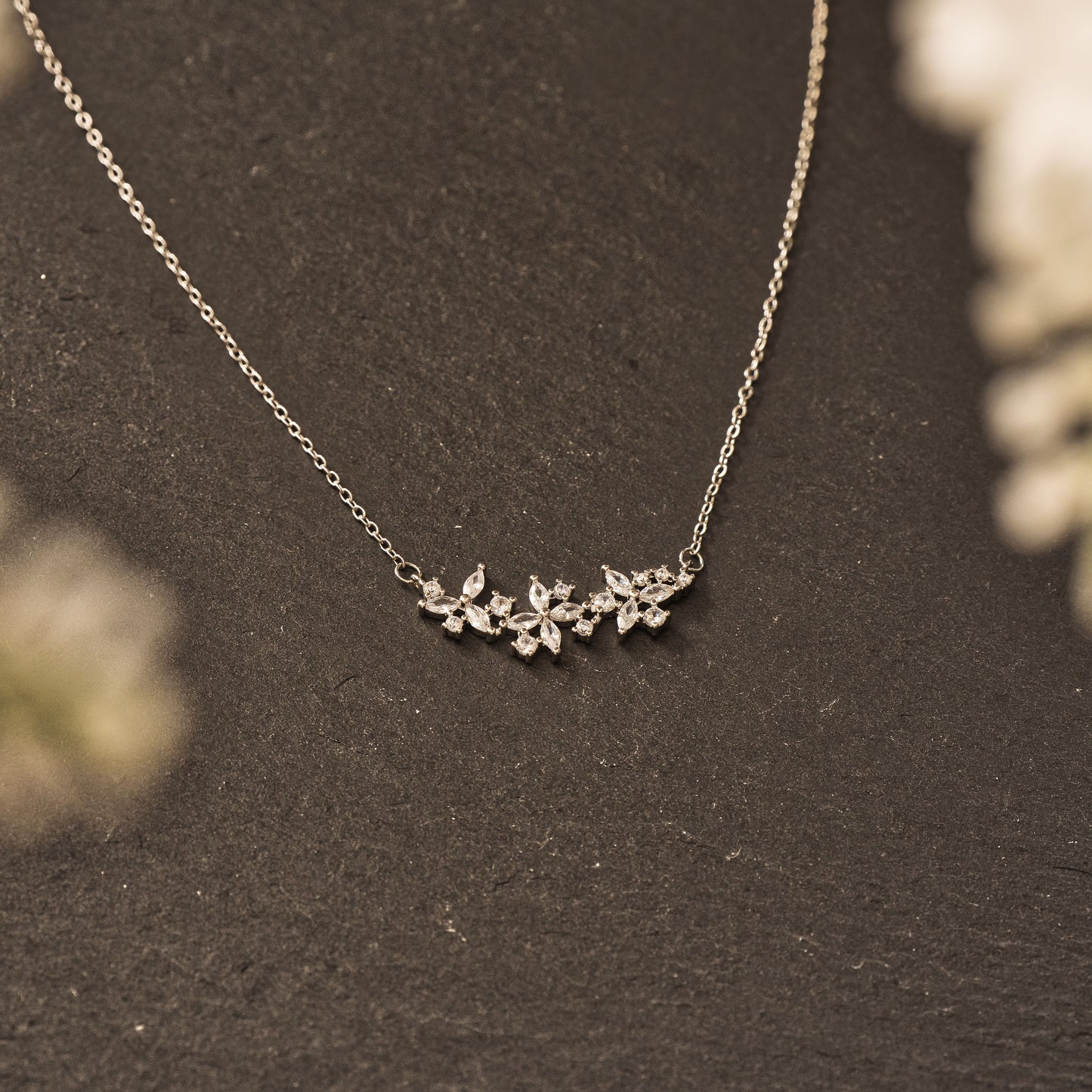 Flower Zirconia Halskette Silber